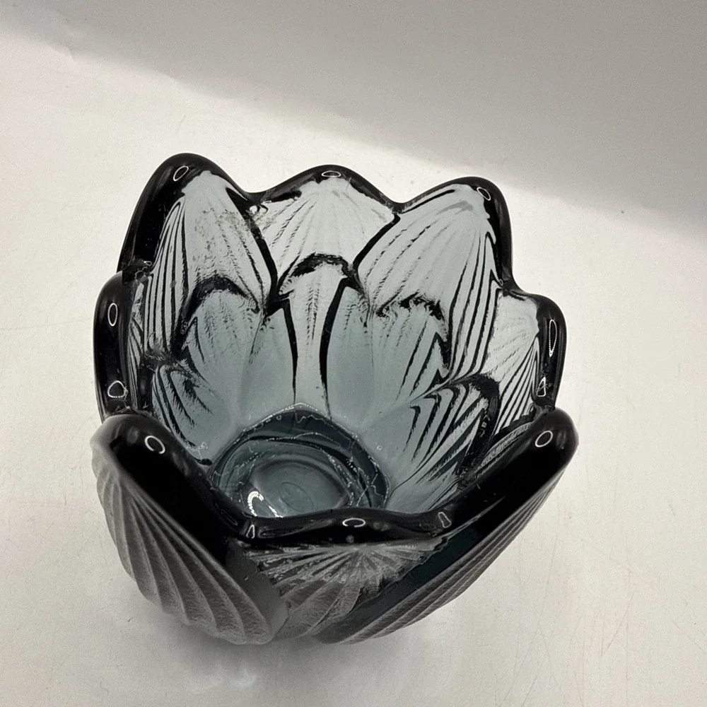 Vintage Fenton Glass Blue Lotus Tulip Leaf Votive Candle Holder